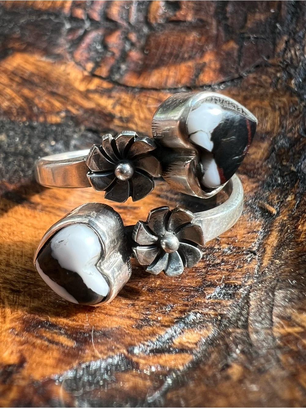 White Buffalo Sterling Silver Heart Bypass Ring Size 9 Adjustable Floral 925